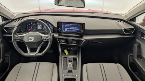 Seat Leon 2.0 TDI 150 DSG7 STYLE Rouge Passion