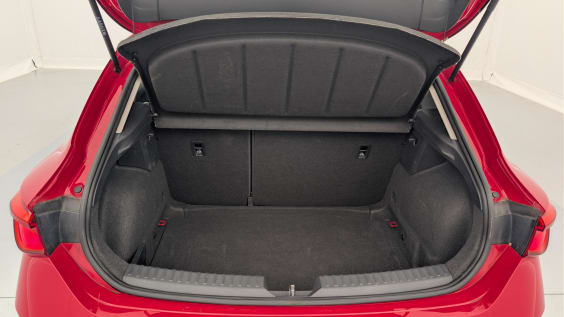 Seat Leon 2.0 TDI 150 DSG7 STYLE Rouge Passion