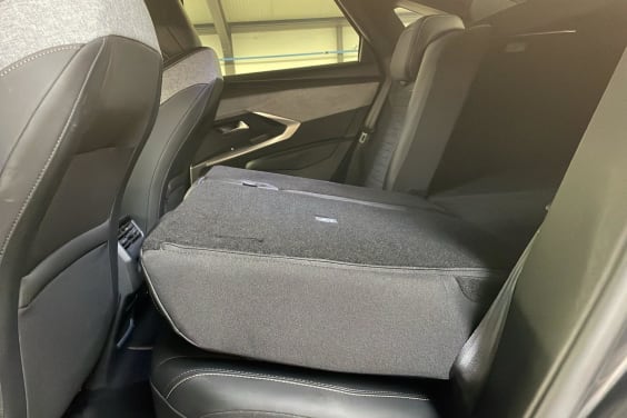 Peugeot 3008 Hybrid 145 e-DCS6 Allure Gris Titane