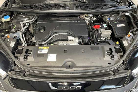 Peugeot 3008 Hybrid 145 e-DCS6 Allure Gris Titane