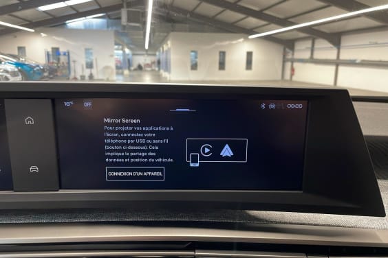 Peugeot 3008 Hybrid 145 e-DCS6 Allure Gris Titane
