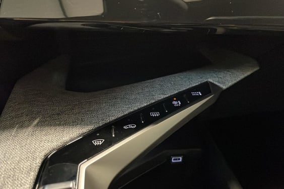 Peugeot 3008 Hybrid 145 e-DCS6 Allure Gris Titane