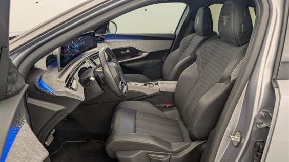 Peugeot 3008 Hybrid 145 e-DCS6 GT Gris Artense / Toit Noir