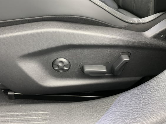 DS N°4 Hybride 145 e-DCT6 Etoile - Alcantara Noir Perla Nera