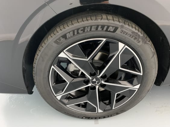 DS N°4 Hybride 145 e-DCT6 Etoile - Alcantara Noir Perla Nera