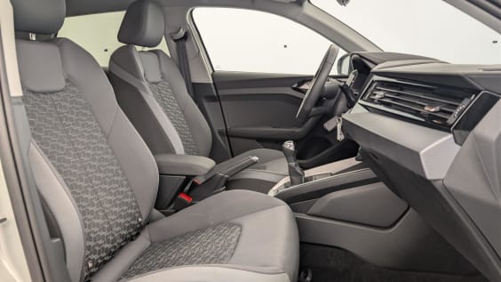 Audi A1 Sportback 30 TFSI 116 ch BVM6 Design Argent Rosé / Toit Noir