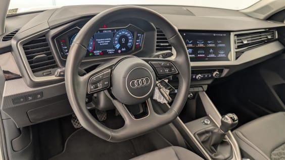 Audi A1 Sportback 30 TFSI 116 ch BVM6 Design Argent Rosé / Toit Noir