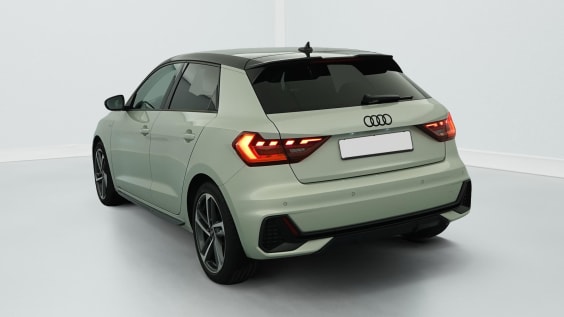 Audi A1 Sportback 30 TFSI 116 ch BVM6 Design Argent Rosé / Toit Noir