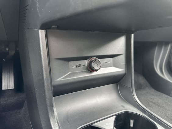 MG MG4 51 KWh 170 cv Standard Gris Métallisé