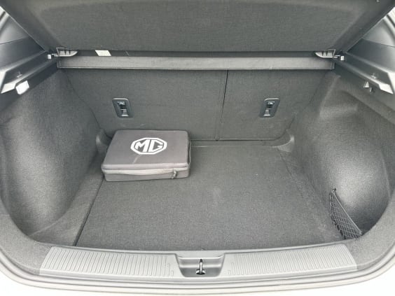MG MG4 51 KWh 170 cv Standard Gris Métallisé