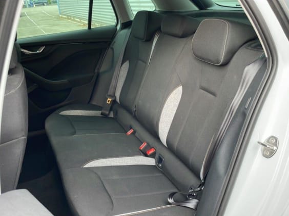 Skoda Kamiq KAMIQ 1.0 TSI 115CH DSG7 SELECTION Blanc Glacier