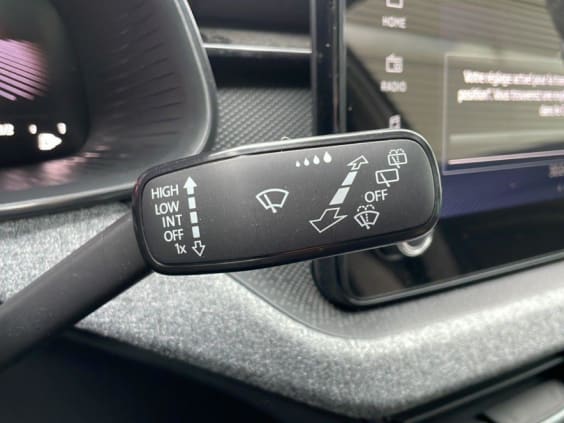 Skoda Kamiq KAMIQ 1.0 TSI 115CH DSG7 SELECTION Blanc Glacier