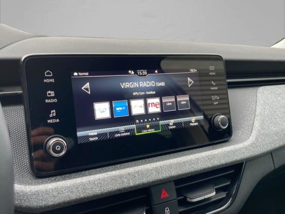 Skoda Kamiq KAMIQ 1.0 TSI 115CH DSG7 SELECTION Blanc Glacier