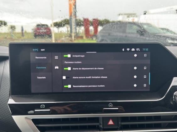 Citroën C4 1.2 hybride 145 max automatique Noir