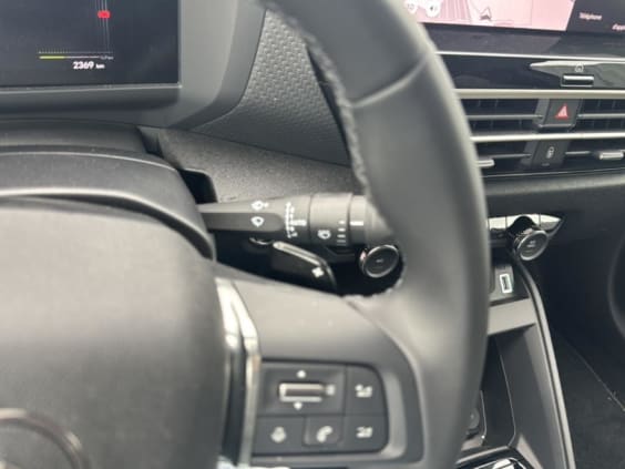 Citroën C4 1.2 hybride 145 max automatique Noir