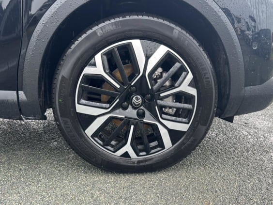 Citroën C4 1.2 hybride 145 max automatique Noir