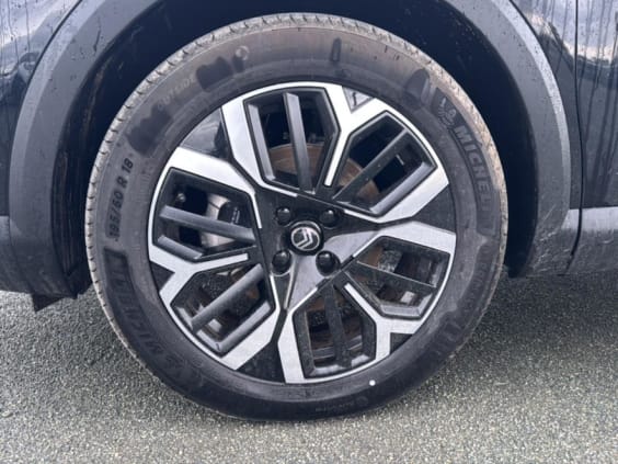 Citroën C4 1.2 hybride 145 max automatique Noir