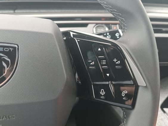Peugeot 5008 Hybrid 145 allure e-dcs6 gris artense
