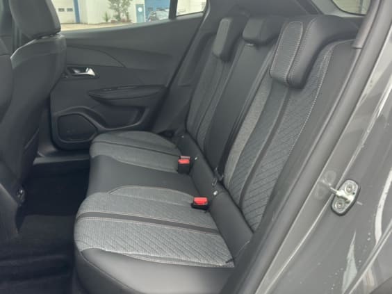 Peugeot 2008 1.2 100 allure Gris Sellenium