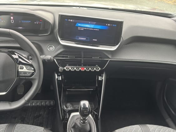 Peugeot 2008 1.2 100 allure Gris Sellenium