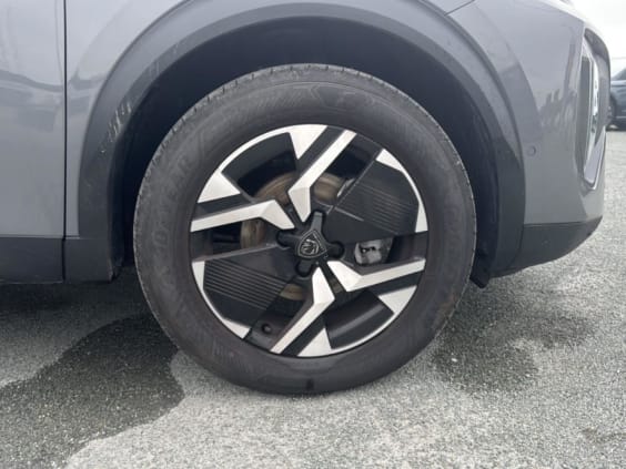 Peugeot 2008 1.2 100 allure Gris Sellenium