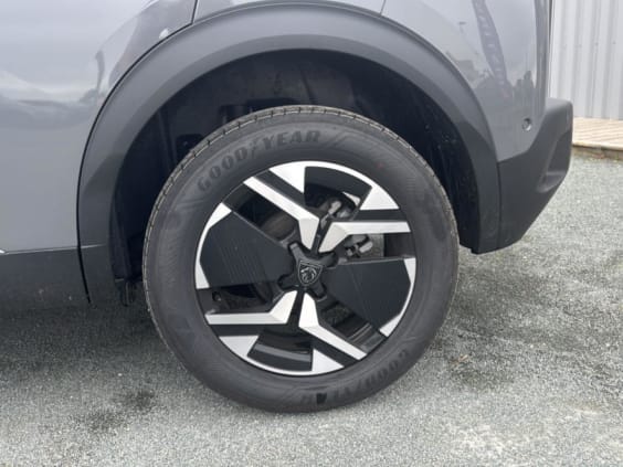 Peugeot 2008 1.2 100 allure Gris Sellenium
