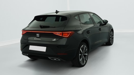 Seat Leon E-HYBRID 204 CH DSG6 FR Noir Minuit