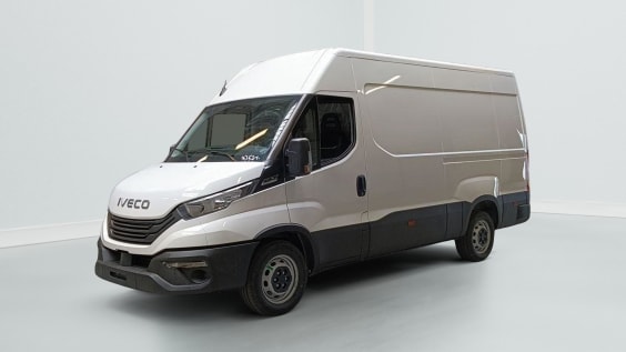 Iveco Daily 35S16 2.3 V12 HI-MATIC 156CV Blanc