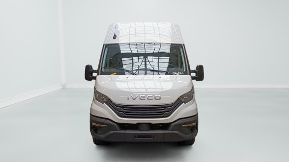 Iveco Daily 35S16 2.3 V12 HI-MATIC 156CV Blanc