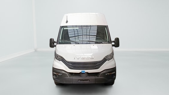 Iveco Daily 35S16 2.3 V12 156CV Blanc