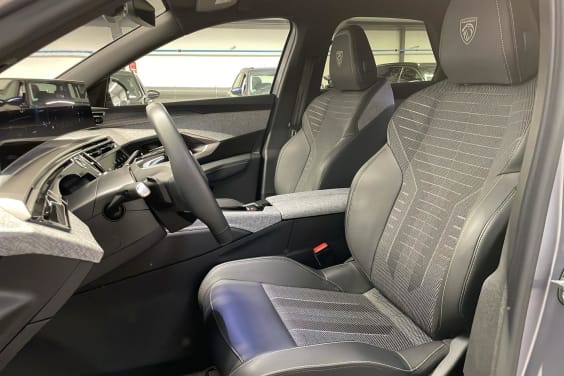 Peugeot 3008 Hybrid 145 e-DCS6 GT Gris Artense / Toit Noir