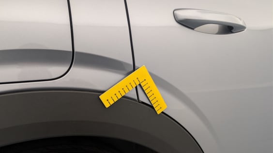 Peugeot 5008 HYBRID 145 CH E-DCS6 ALLURE Gris Artense