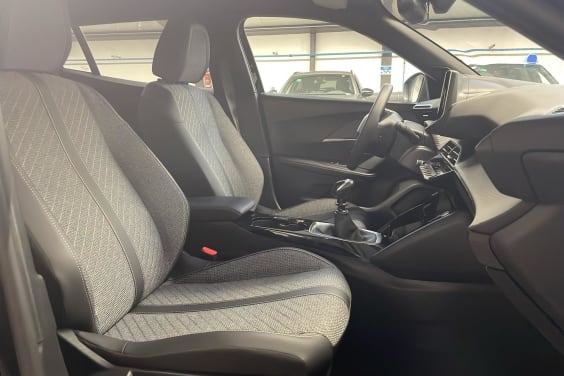 Peugeot 2008 100 S&S BVM6 Allure Noir Perla Nera