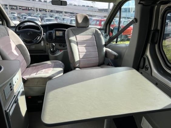 Glenan Horizon Van 4 RENAULT TRAFIC 2.0 DCI 115 CV  BVM6 Beige Sable