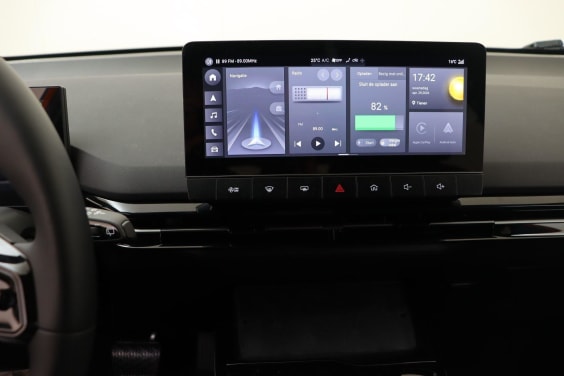 MG MG4 Trophy Extended Range EV 77 kWh 6AT RWD Orange