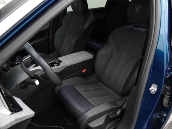 Peugeot 5008 HYBRID 145 AUT GT 7PL Bleu