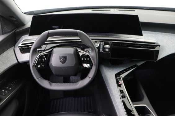 Peugeot 5008 Allure Hybrid 145 e-DCS6 Grey