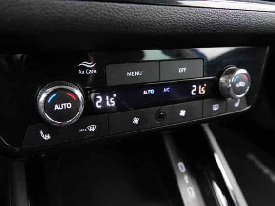 Skoda Kamiq 1.0TSI 115 Edition Black Bleu