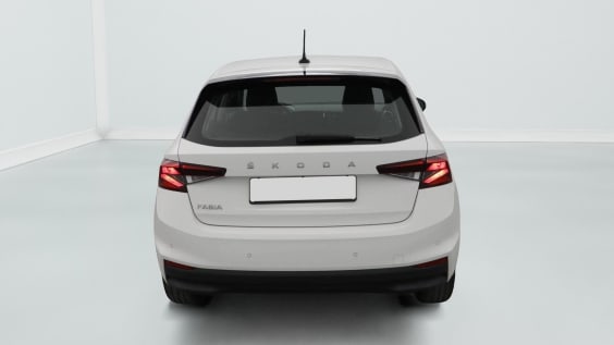 Skoda Fabia Fabia 1.0 TSI 110 ch DSG7 Ambition Blanc Cristal