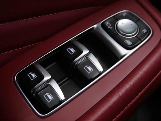 MG EHS PHEV 259 LUXURY Noir