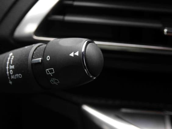 Peugeot 3008 130 ALLURE EAT8 Gris