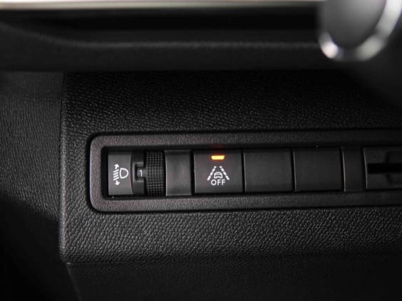 Peugeot 3008 130 ALLURE EAT8 Gris