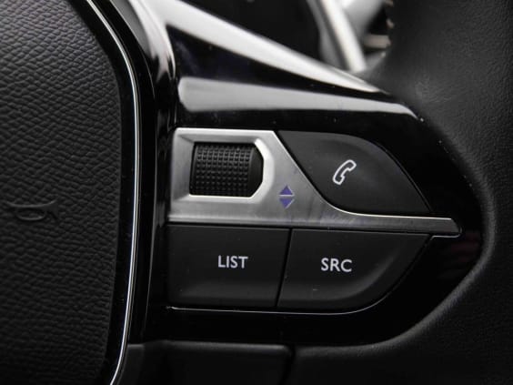 Peugeot 3008 130 ALLURE EAT8 Gris