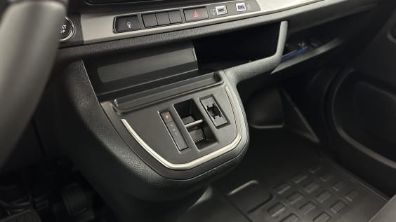 Fiat Scudo ca SCUDO CA XL 2.0 BlueHDi 180ch Pack Premium Connect EAT8 Noir Perla Nera