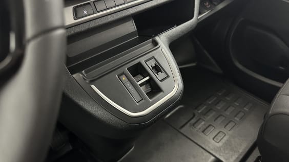 Fiat Scudo ca SCUDO CA M 2.0 BlueHDi 180ch Pack Premium Connect EAT8 Blanc Icy
