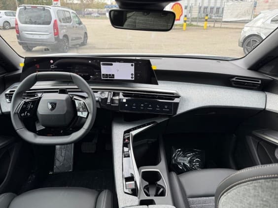 Peugeot 5008 Hybrid 145 e-DCS6 Allure Blanc