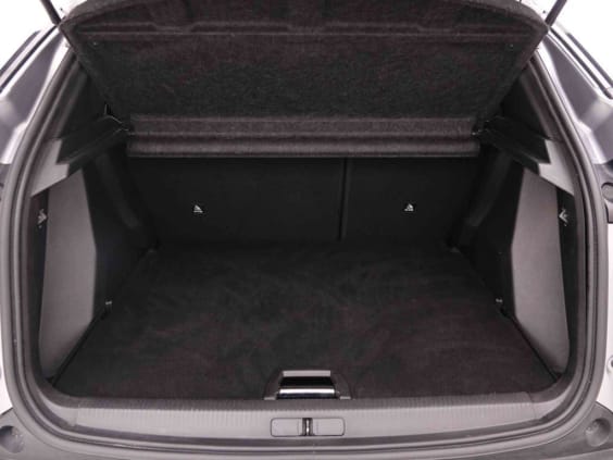 Peugeot 2008 130 EAT8 ALLURE Gris