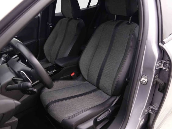 Peugeot 2008 130 EAT8 ALLURE Gris