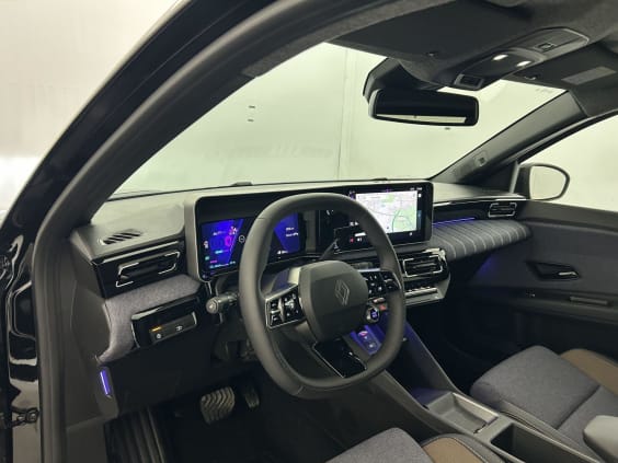 Renault Renault 5 E-Tech Electrique 150 ch autonomie confort Techno noir