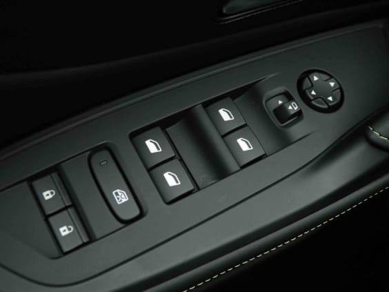 Peugeot 308 Hybrid 145 e-DCS6 GT Gris